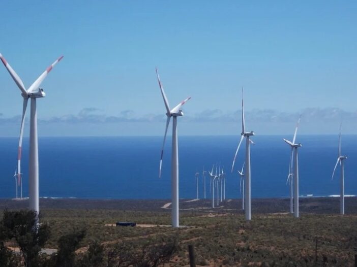 Estudio de energía incidente Límite de protección Límites de acercamiento Condición de trabajo eléctricamente segura Equipos de protección personal (EPP) Clasificación de arco Explosión de arco Mantenimiento preventivo y predictivo Etiquetado y señalización de peligro de arco Permiso especializado Formación Entrenamiento en seguridad eléctrica Estudio de arco eléctrico Estudio de Arc Flash Arco eléctrico Arc Flash NFPA 70E Seguridad eléctrica Auditoría de seguridad eléctrica Resolución SRT 900 Resolución SRT 3068 Estudio de protecciones Estudio de cortocircuito Ingeniería eléctrica Calidad de energía Mediciones de armónicos Mediciones de puesta a tierra Habilitación Trabajos con tensión Protocolo de puesta a tierra Selectividad de protecciones Riesgo eléctrico Incident Energy Flash Hazard Analysis Flash Protection Boundary Approach Boundaries Qualified Person Electrically Safe Work Condition PPE – Personal Protective Equipment Arc Rating Arc Blast Arc Blast Hazard Shock Hazard Analysis